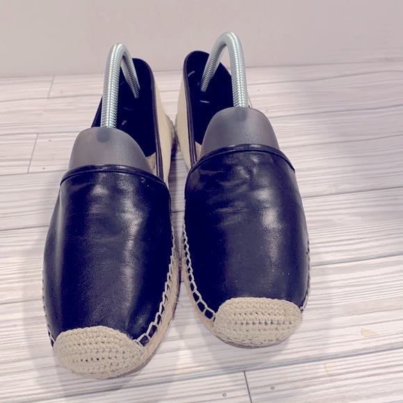 Super cute Vince Camuto Disti Laser Flat Espadrille SZ 8.5 - Picture 7 of 9